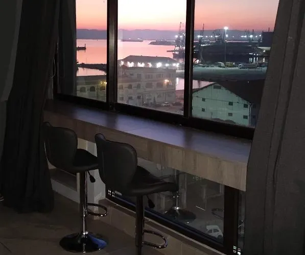 Pegasus * Tesalónica